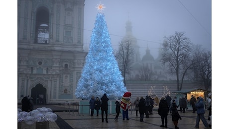 Missili russi colpiscono l'Ucraina nel giorno di Natale