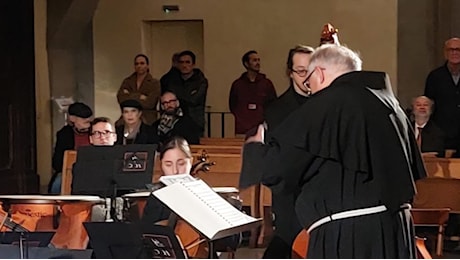 Tutta Città di Casteòòo in cattedrale per le Stimmate di Burri e la musica di padre Magrino