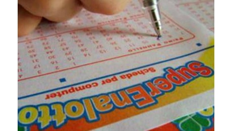 SuperEnalotto estrazione oggi, centrati sette '5'