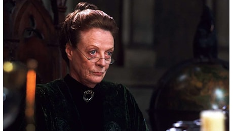 Maggie Smith, è morta l'attrice di Harry Potter e Downton Abbey. I suoi ruoli, dai classici di Shakespeare alla cultura pop