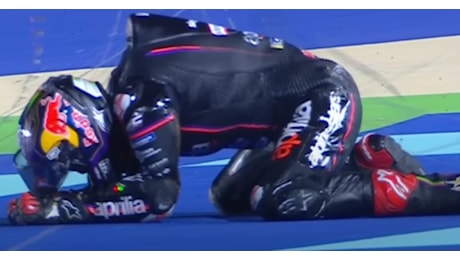 Paura per Jorge Martin: le condizioni del pilota dell’Aprilia dopo l’incidente con Di Giannantonio nel Gp del Qatar