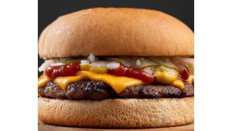 McDonald's, un morto e escherichia coli con panino Quarter Pounder