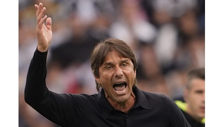 Conte sceglie il maxi turnover in Coppa Italia, per Napoli-Palermo rivoluziona la formazione