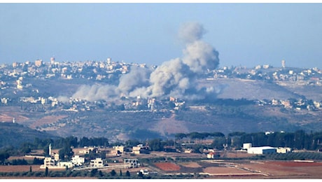 Israele, nuovo raid in Libano: colpito centro di comando di Hezbollah a Beirut. L'Idf: «Eliminati due comandanti»