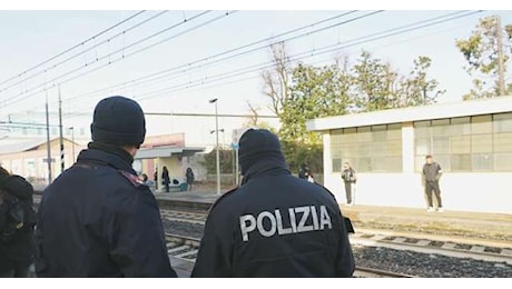 Operaio investito da un treno nel Bolognese: martedì sciopero e protesta