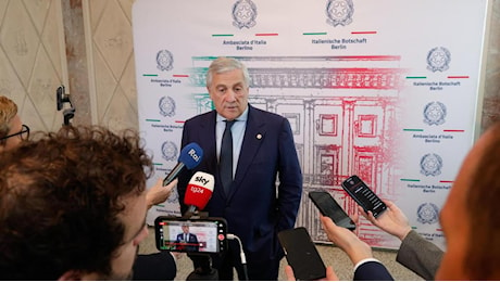 Tajani, disarmo Hezbollah? Regole d'ingaggio non vanno bene