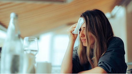 Giornata mondiale della menopausa, un libro per affrontare con serenità i sintomi e i cambiamenti