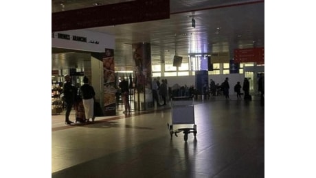 Maltempo: chiuso l'aeroporto di Punta Raisi, voli dirottati altrove