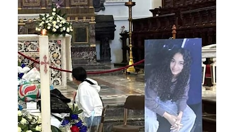 Morte della 15enne Larimar Annaloro, i pm: si tratta di suicidio