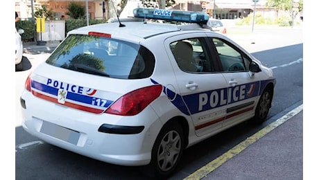 Francia, tre bambini trovati morti in Savoia: ricercata la madre