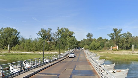 Maltempo a Pavia, chiuso il ponte delle barche a Bereguardo in attesa della piena del Ticino e del Po