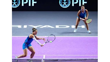 Wta Finals, Rocambolesca sconfitta per Sara Errani e Jasmine Paolini: Dabrowski e Routliffe si impongono 11-9 nel match tie-break