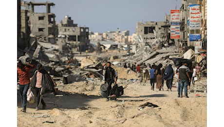 Gaza, media: Raid Israele su Khan Younis, 30 morti e 100 feriti