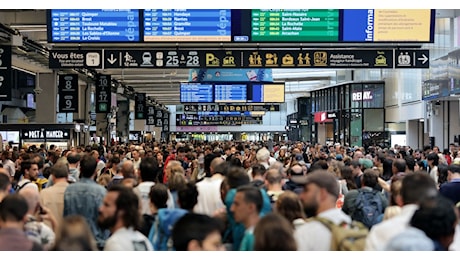 Caos sulla rete ferroviaria francese a poche ore dall'apertura dei Giochi Olimpici