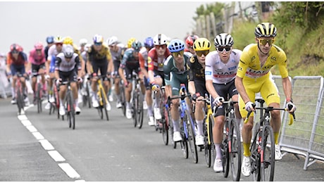 Oggi parte il Tour de France dall'Italia: storico debutto tra le salite della Romagna