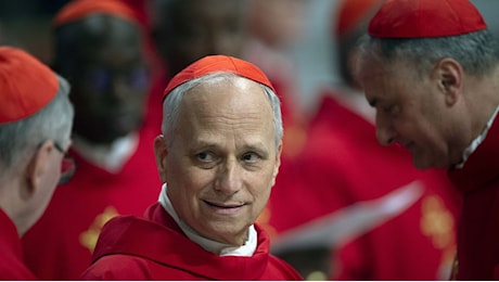 Papa Leone XIV, chi è Robert Prevost: il missionario che piace alle due Americhe con un passato da tennista