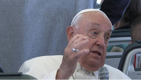 Il Papa: i medici “che si prestano” alle pratiche di aborto “sono sicari”. No al femminismo esagerato