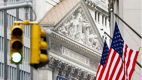 Wall Street si infiamma sull'onda degli acquisti dopo maxi taglio Fed