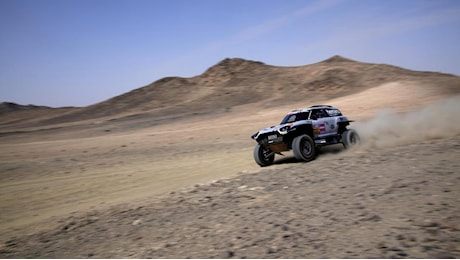 Dakar 2025 auto: Chicherit su Mini vince la prima tappa