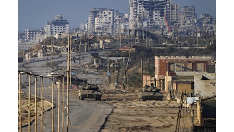Israele, militari si esercitano simulando un'offensiva in Libano