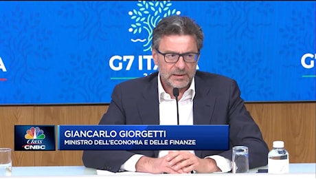 Fisco, raddoppia la flat tax per i Paperoni esteri. Giancarlo Giorgetti: no a tasse sugli extra profitti delle banche