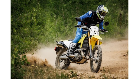 EICMA 2024 - Suzuki DR-Z 400: motard o enduro, quale preferite?