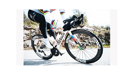 COLNAGO. V5Rs, UNA BICI COSTRUITA PER VINCERE. DI PIU'