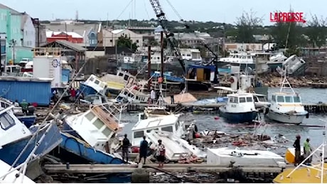 VIDEO Uragano Beryl, alle Barbados si fa la conta dei danni alle barche