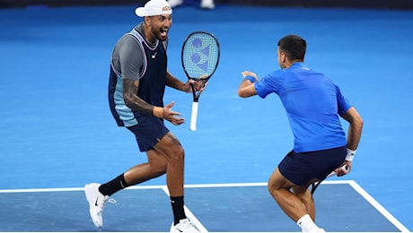 Brisbane, Djokovic-Kyrgios è un doppio show. Nole: Ho fatto ciò che mi diceva di fare...