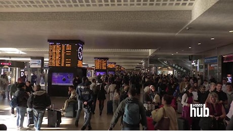 Sciopero treni, cancellazioni e code di viaggiatori a Roma