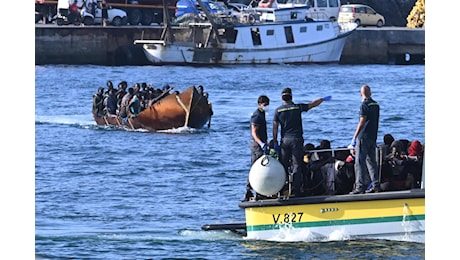 Lampedusa, mille migranti sbarcati in 24 ore