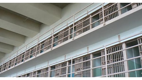 Rivolta in carcere a Piacenza, agenti in tenuta antisommossa