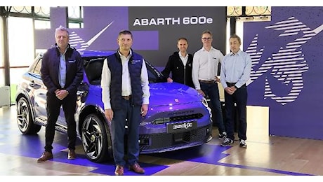 Abarth 600e, lo scorpione più potente di sempre è elettrico