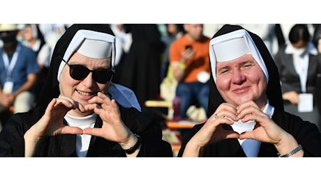 Scomunicate le suore ribelli dei cioccolatini, barricate in monastero: non riconoscono il Papa