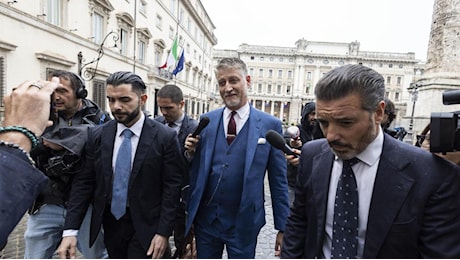 Giuli e il caso Spano, la tensione dentro Fratelli d'Italia e l'incontro a Palazzo Chigi con Meloni: fiducia (a tempo)