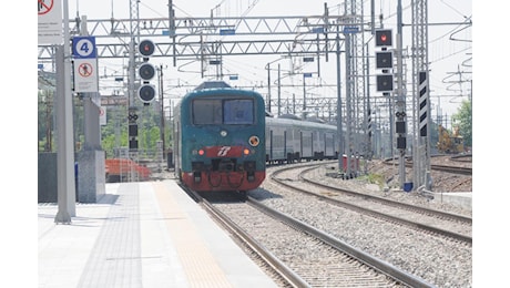 Guasto sulla linea Milano-Piacenza, treni in ritardo: attese anche di un’ora