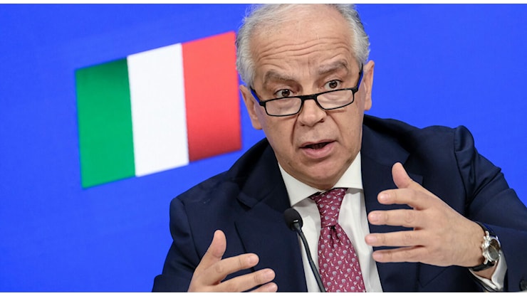 Decreto sicurezza, Mattarella firma il Dl. Dalle tutele per gli agenti, alla canapa fino ai nuovi reati: ecco cosa prevede - Il Messaggero Decreto sicurezza, Mattarella firma il Dl. Dalle tutele per gli agenti, alla canapa fino ai nuovi reati: ecco cosa prevede - Il Messaggero
