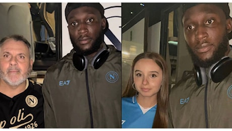 Il Napoli rientra in città da Empoli, bel gesto di Lukaku coi tifosi! | VIDEO CN24