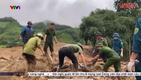 Vietnam, il tifone Yagi colpisce il nord del Paese: si scava nel fango per trovare i dispersi