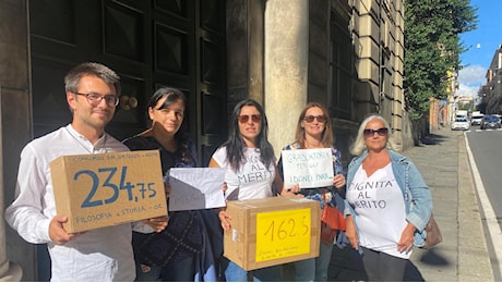 Scuola, la protesta degli idonei al concorso del 2023