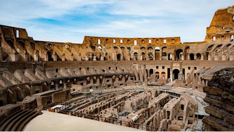 L’accordo Airbnb-Colosseo fa indignare i residenti: “Quelli stravolgono la storia e la vita di Roma”