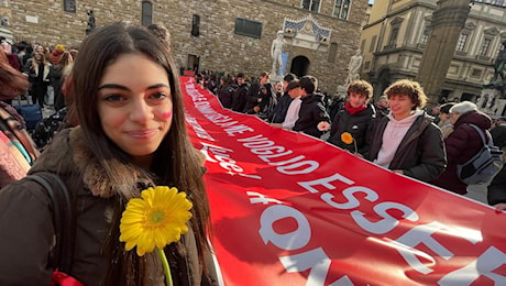 La voce delle studentesse: “Fischi e apprezzamenti non graditi sono all’ordine del giorno. Da sole abbiamo paura”