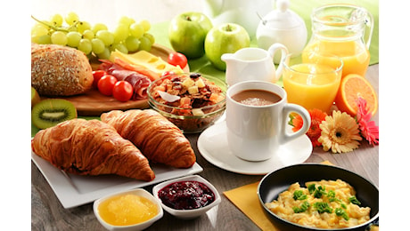 Qual è la colazione ideale per perdere peso e cosa mangiare al mattino per dimagrire