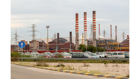 Ex Ilva, domani tavolo a Chigi. Sindacati contro ipotesi 'spezzatino'