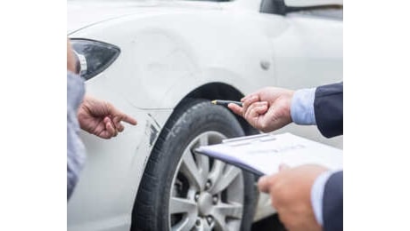 Assicurazione auto, stangata per i romani: in sei mesi è aumentata di 56 euro