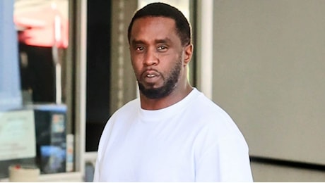 Diddy resta in carcere, negato il rilascio su cauzione: È un pericolo per la comunità