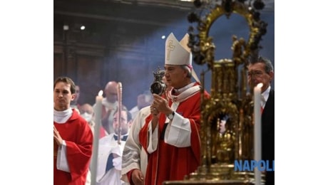 San Gennaro, si ripete il 'miracolo laico': il sangue del Santo patrono di Napoli si è sciolto nel tardo pomeriggio