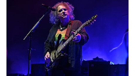 The Cure, il nuovo singolo Alone anticipa l'uscita dell'album Songs of a Lost World