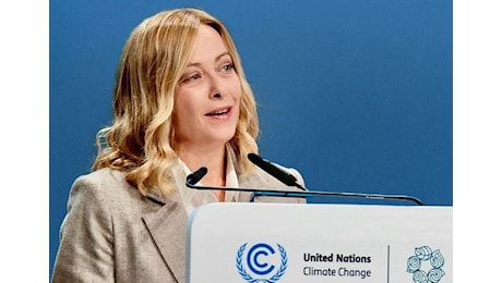 Meloni alla COP 29 di Baku: nessun impegno e linea “sì-gas”