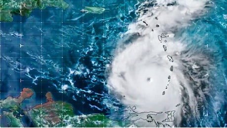 Uragano Beryl, il più intenso mai registrato a luglio nell’Atlantico: la traiettoria e perché è eccezionale
